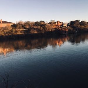 Meet your Posher, Mariela